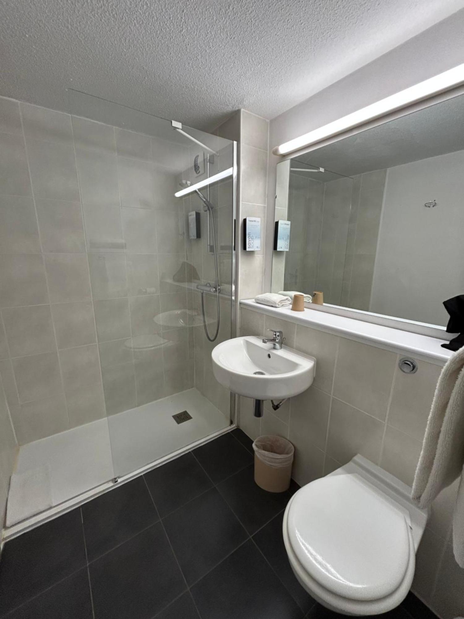 Campanile Sable-Sur-Sarthe Vion Hotel Bagian luar foto